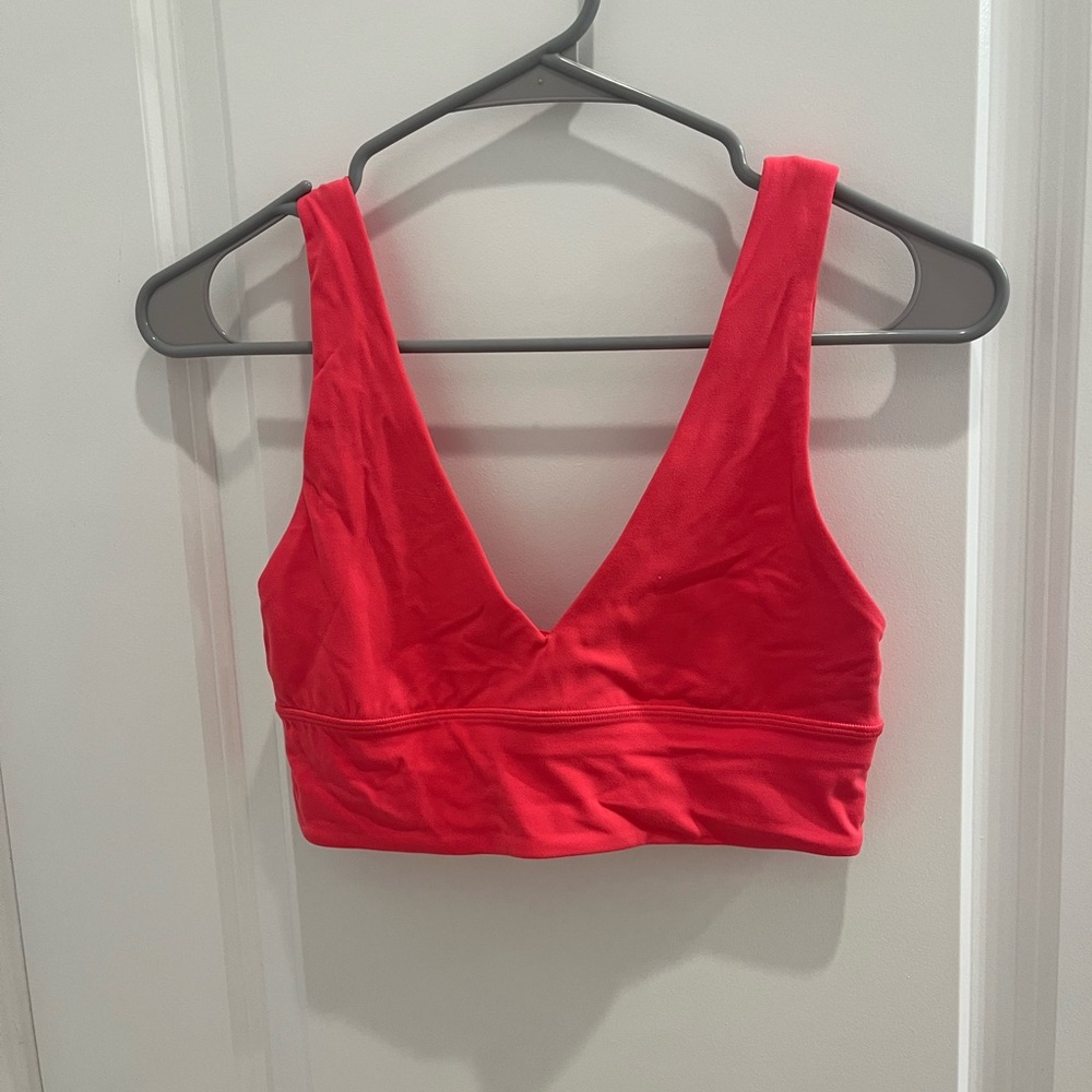 lululemon sports bra